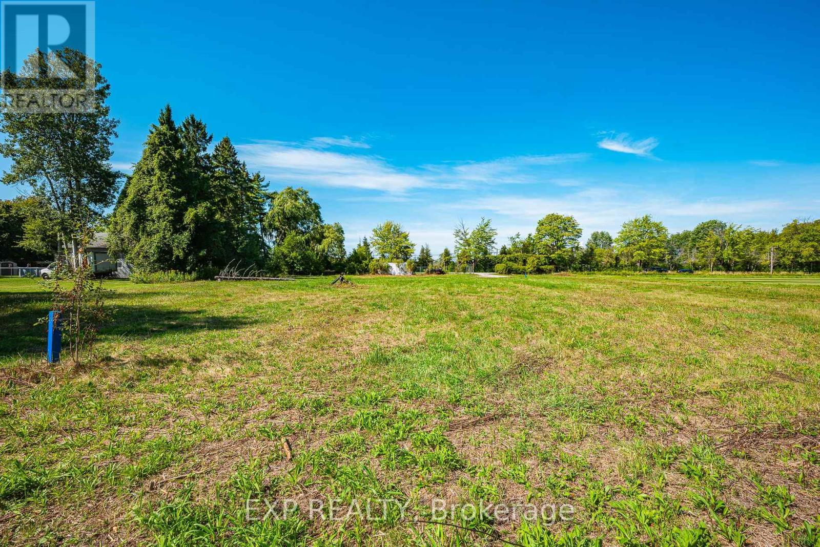 26839 Civic Centre Road, Georgina, Ontario  L4P 3E9 - Photo 17 - N12396371