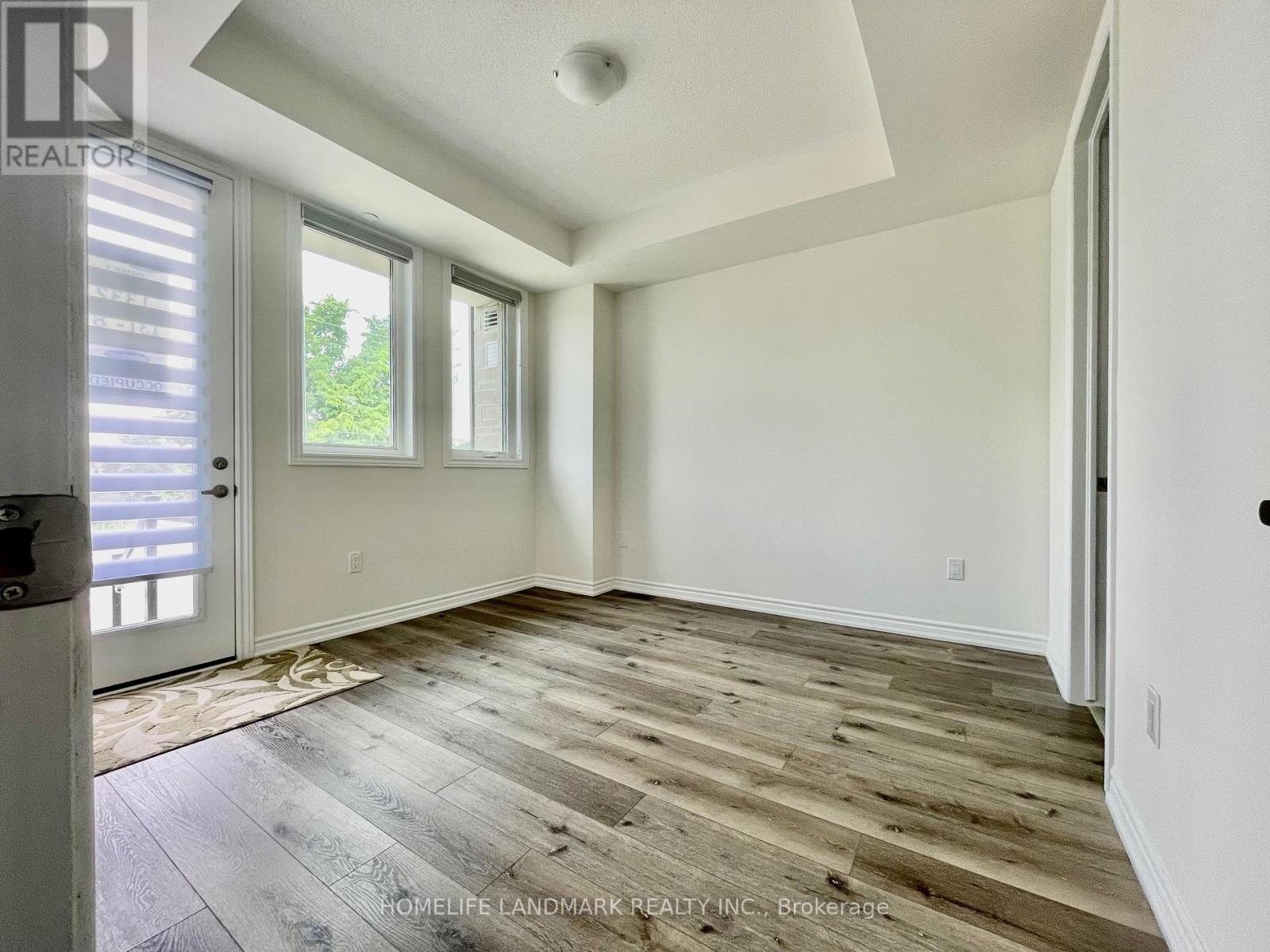 3165 Elgin Mills Road E, Markham, Ontario  L6C 3L2 - Photo 4 - N12396396
