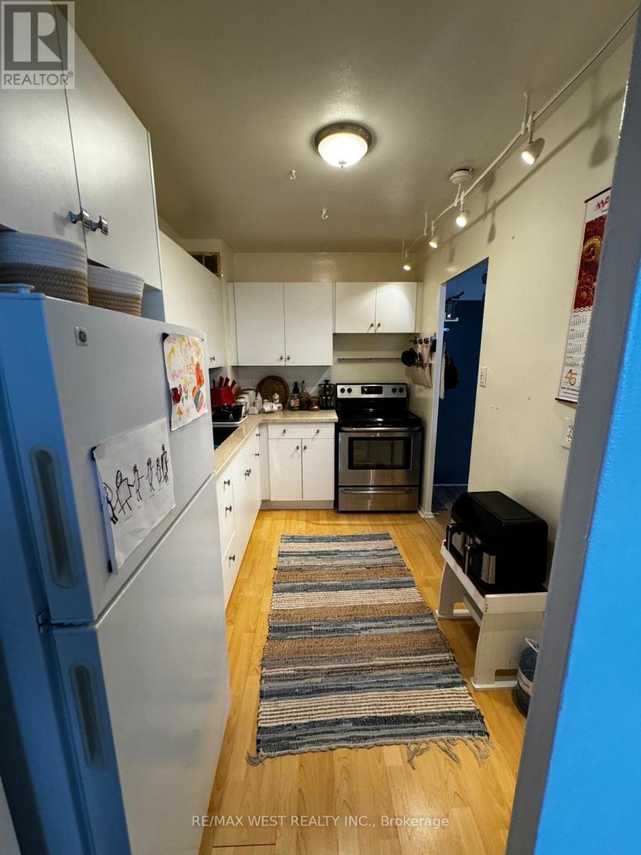 507 - 67 Richmond Street, Richmond Hill, Ontario  L4C 3Y3 - Photo 10 - N12396402