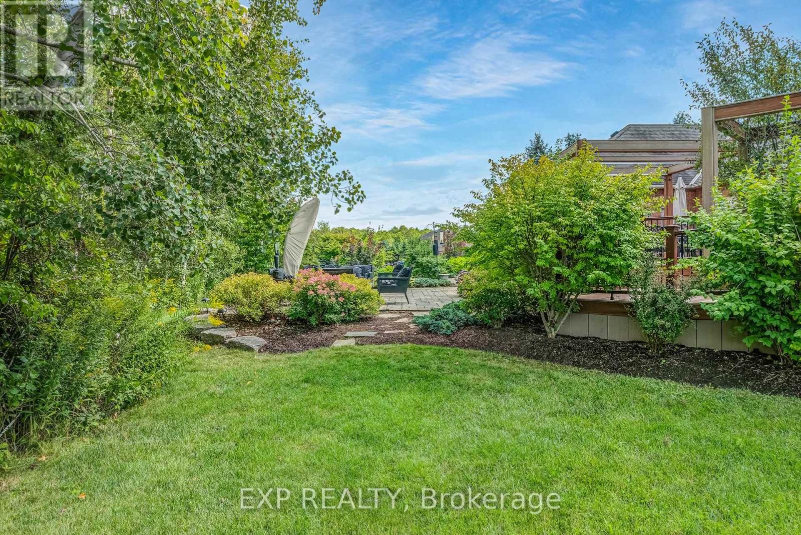 56 Manor Ridge Trail, East Gwillimbury, Ontario  L0G 1M0 - Photo 41 - N12396404