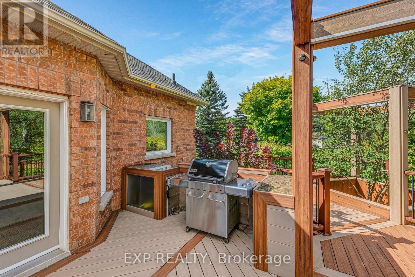 56 Manor Ridge Trail, East Gwillimbury, Ontario  L0G 1M0 - Photo 46 - N12396404
