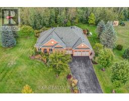 56 MANOR RIDGE TRAIL, East Gwillimbury, Ontario