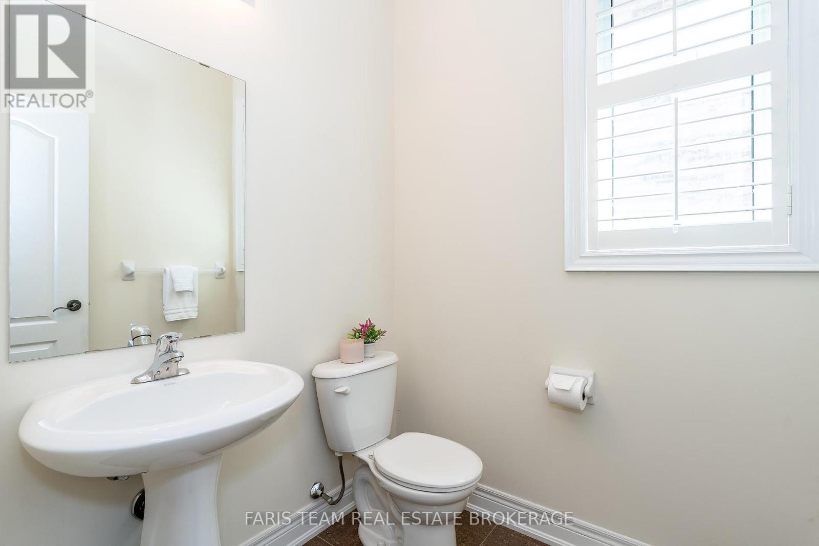 45 Via Piani Road, Vaughan, Ontario  L4H 0Y2 - Photo 14 - N12396432