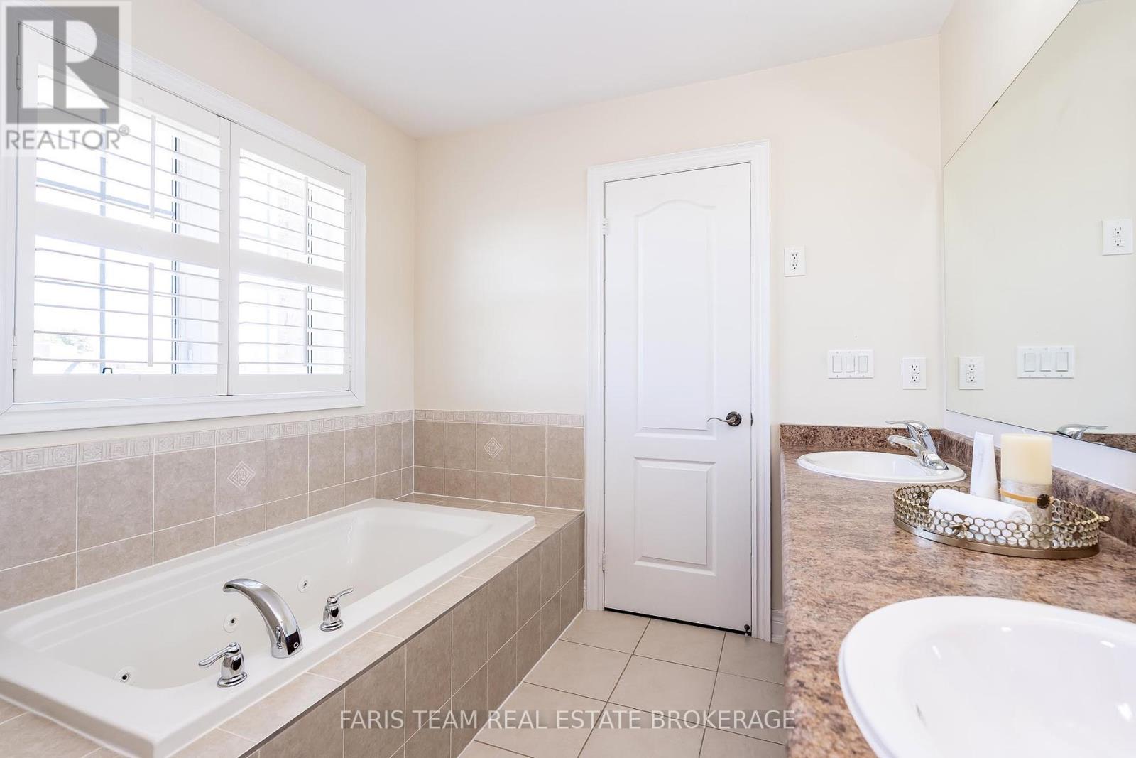 45 Via Piani Road, Vaughan, Ontario  L4H 0Y2 - Photo 18 - N12396432