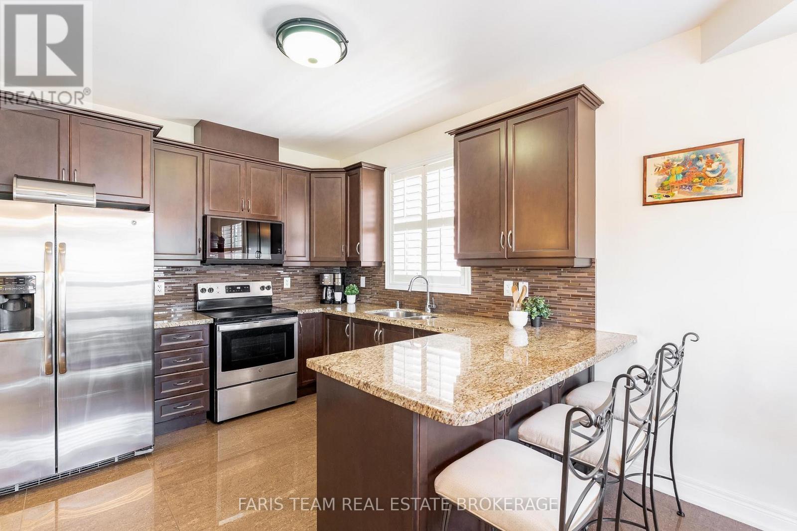 45 Via Piani Road, Vaughan, Ontario  L4H 0Y2 - Photo 7 - N12396432