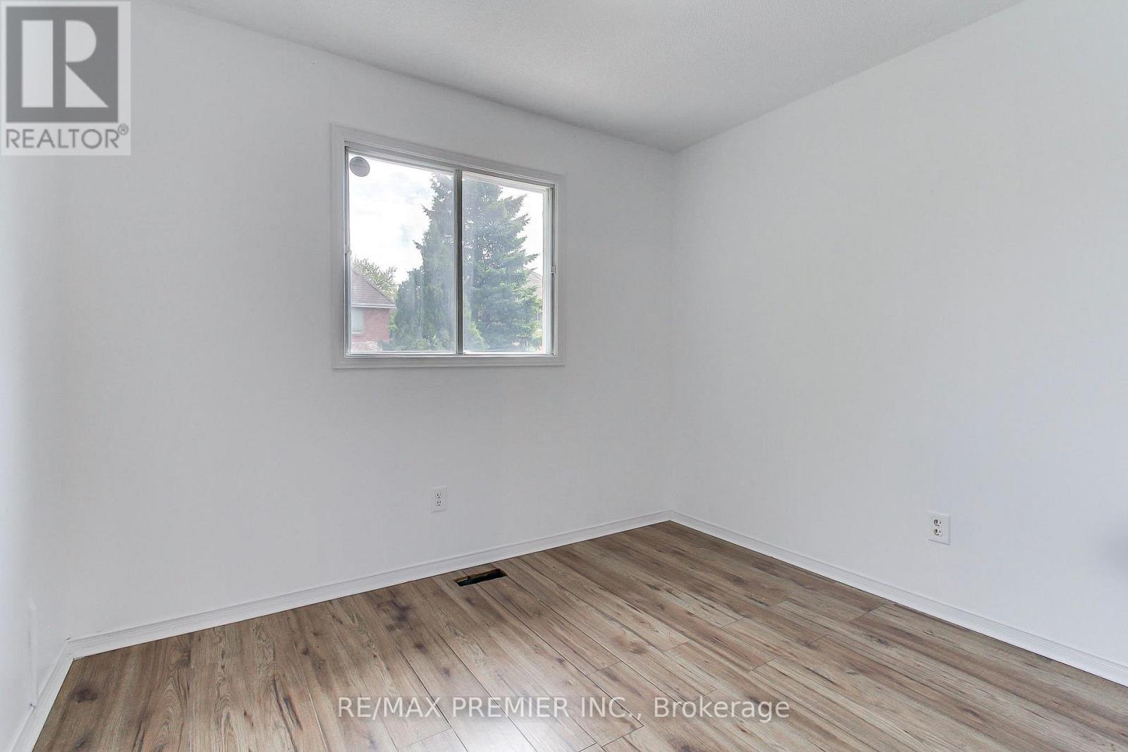 90 Covent Crescent, Aurora, Ontario  L4G 6R1 - Photo 28 - N12396442