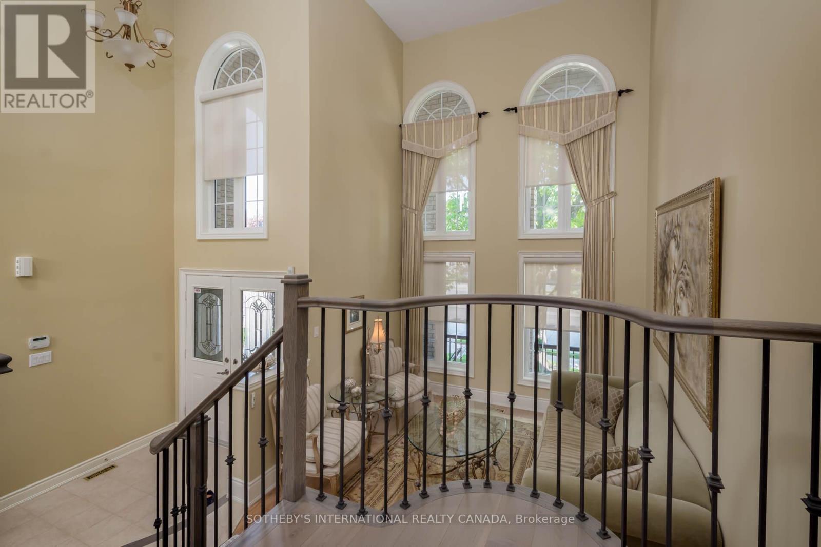 16 Saint Clare Boulevard, Vaughan (Vellore Village), Ontario  L4H 2A2 - Photo 20 - N12396455