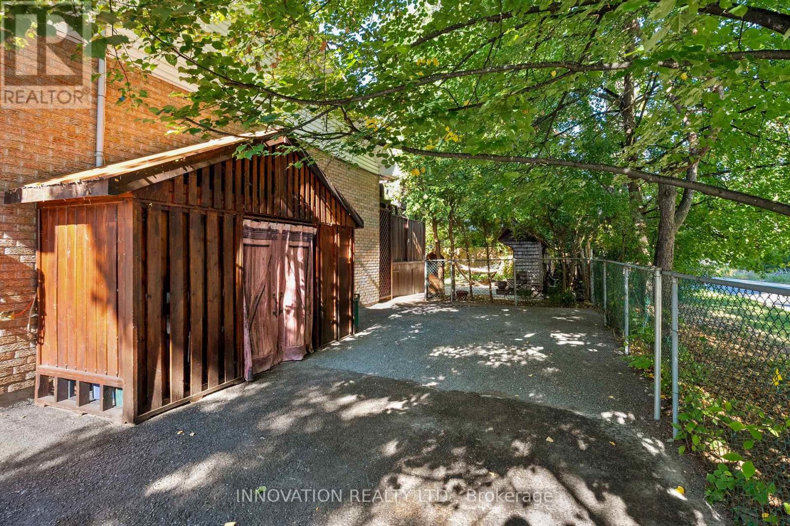 2931 Ahearn Avenue, Ottawa, Ontario K2B 7A2 - Photo 34 - X12396466