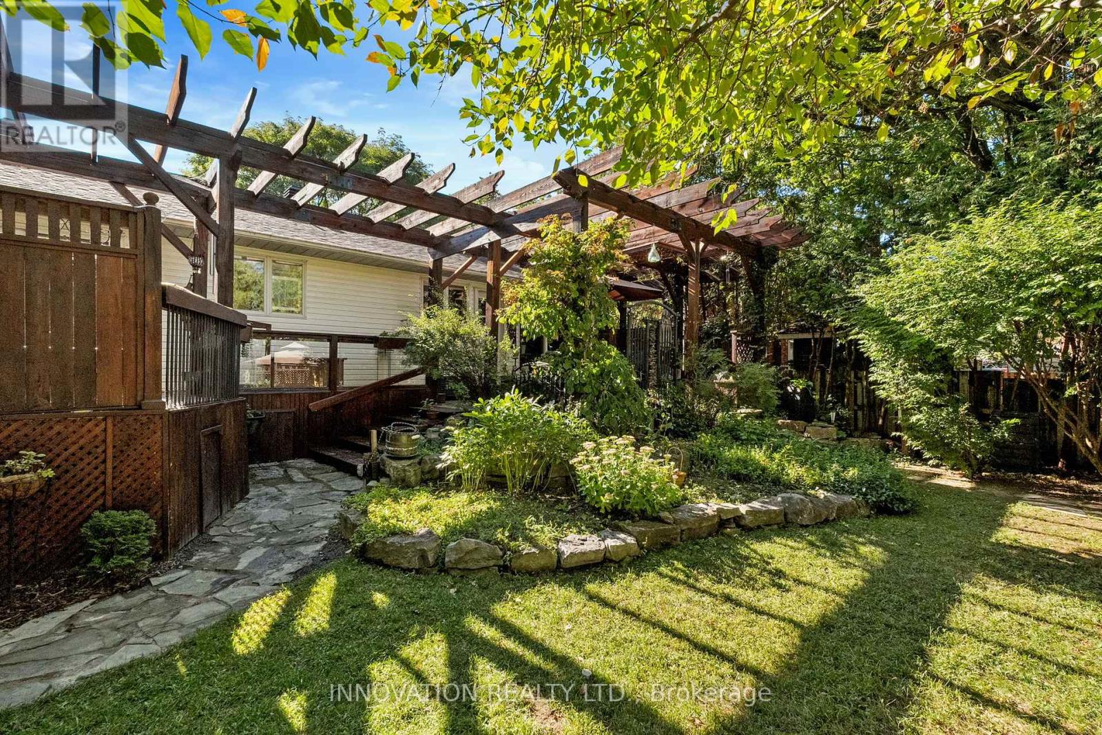 2931 Ahearn Avenue, Ottawa, Ontario K2B 7A2 - Photo 39 - X12396466