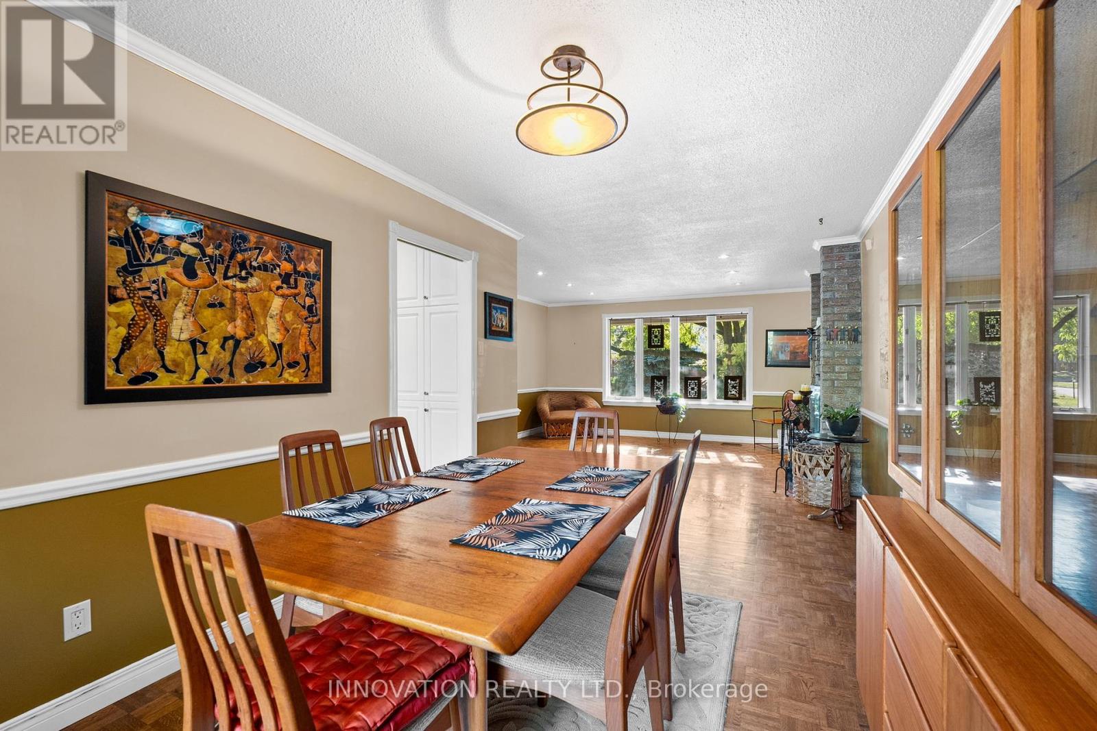 2931 Ahearn Avenue, Ottawa, Ontario K2B 7A2 - Photo 7 - X12396466