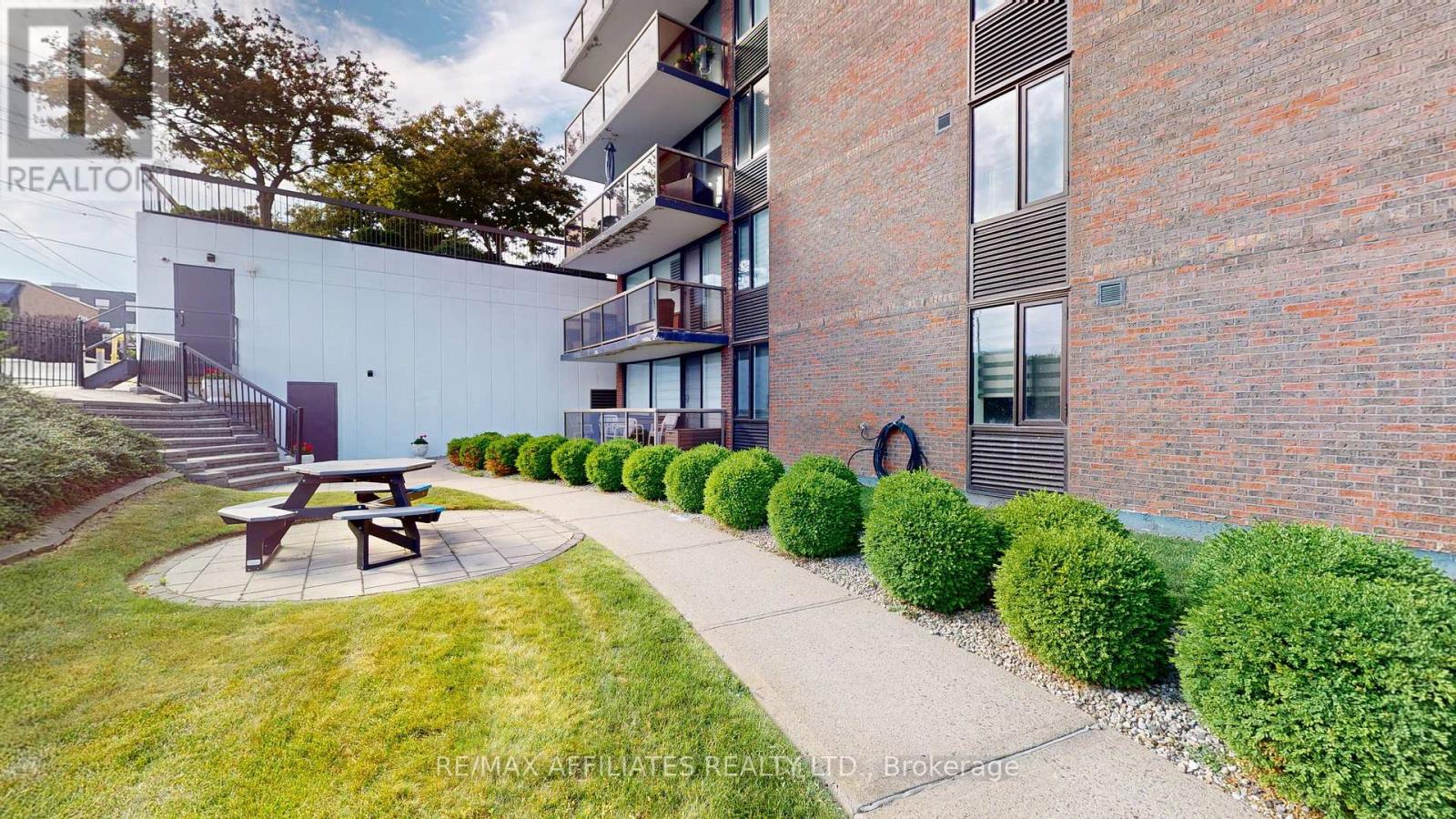 802 - 55 Water Street E, Brockville, Ontario  K6V 1A3 - Photo 30 - X12396530