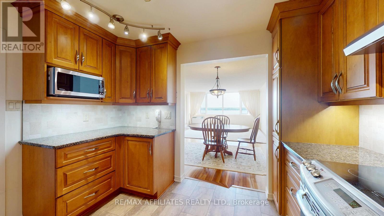 802 - 55 Water Street E, Brockville, Ontario  K6V 1A3 - Photo 8 - X12396530