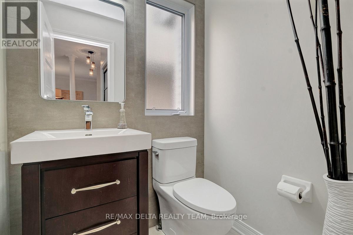 1971 Schroeder Crescent, Ottawa, Ontario  K4A 4P7 - Photo 23 - X12396571