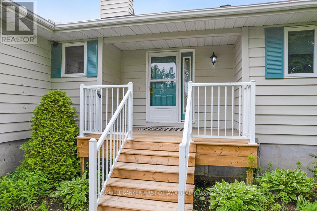 640 Mcconnell Road, Montague, Ontario  K0G 1N0 - Photo 4 - X12396576