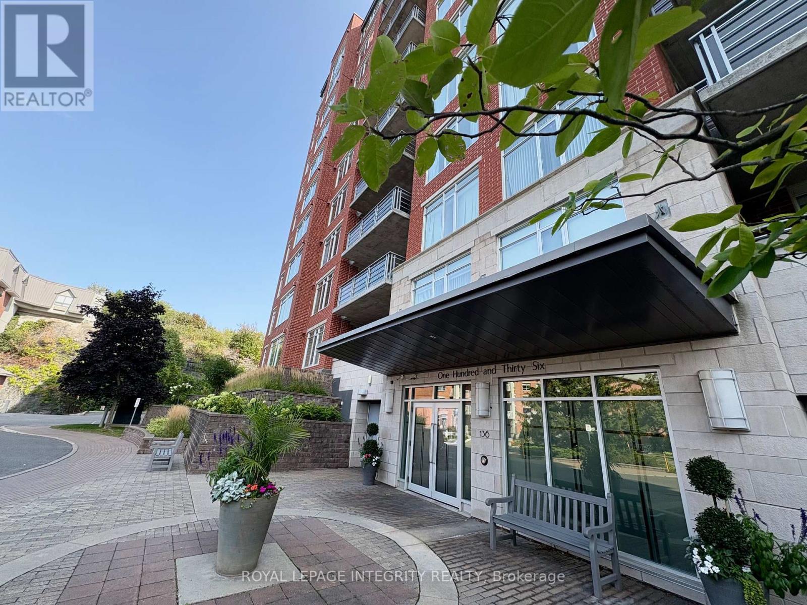 704 - 136 Darlington Private, Ottawa, Ontario  K1V 0X6 - Photo 3 - X12396587