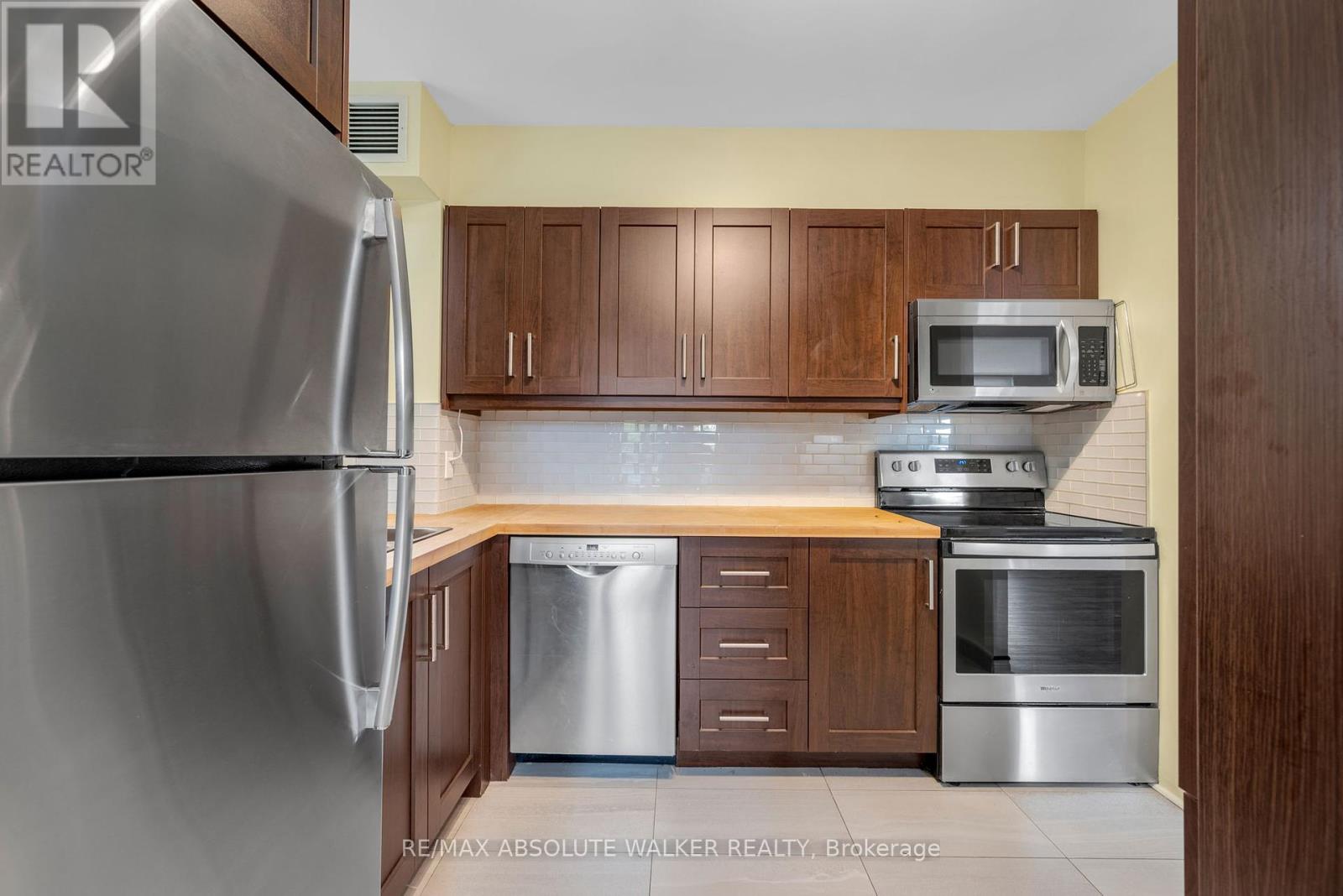 414 - 2871 Richmond Road, Ottawa, Ontario  K2B 8M5 - Photo 11 - X12396643
