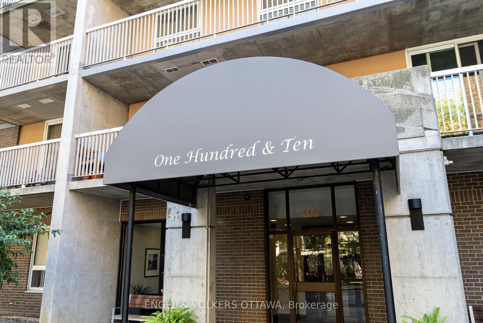 401 - 110 Forward Avenue, Ottawa, Ontario  K1Y 4S9 - Photo 2 - X12396648