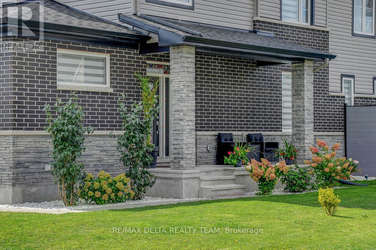 Property at 1013 JUBILATION COURT image 4