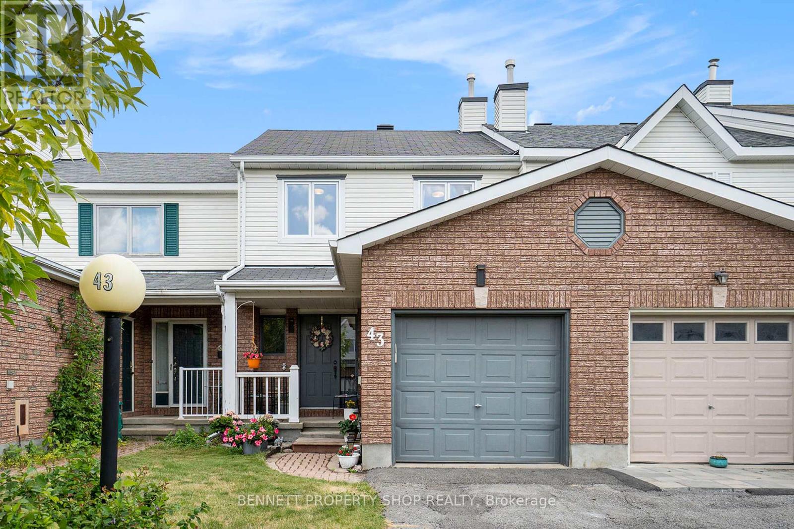 43 ROBLYN WAY, Ottawa, Ontario