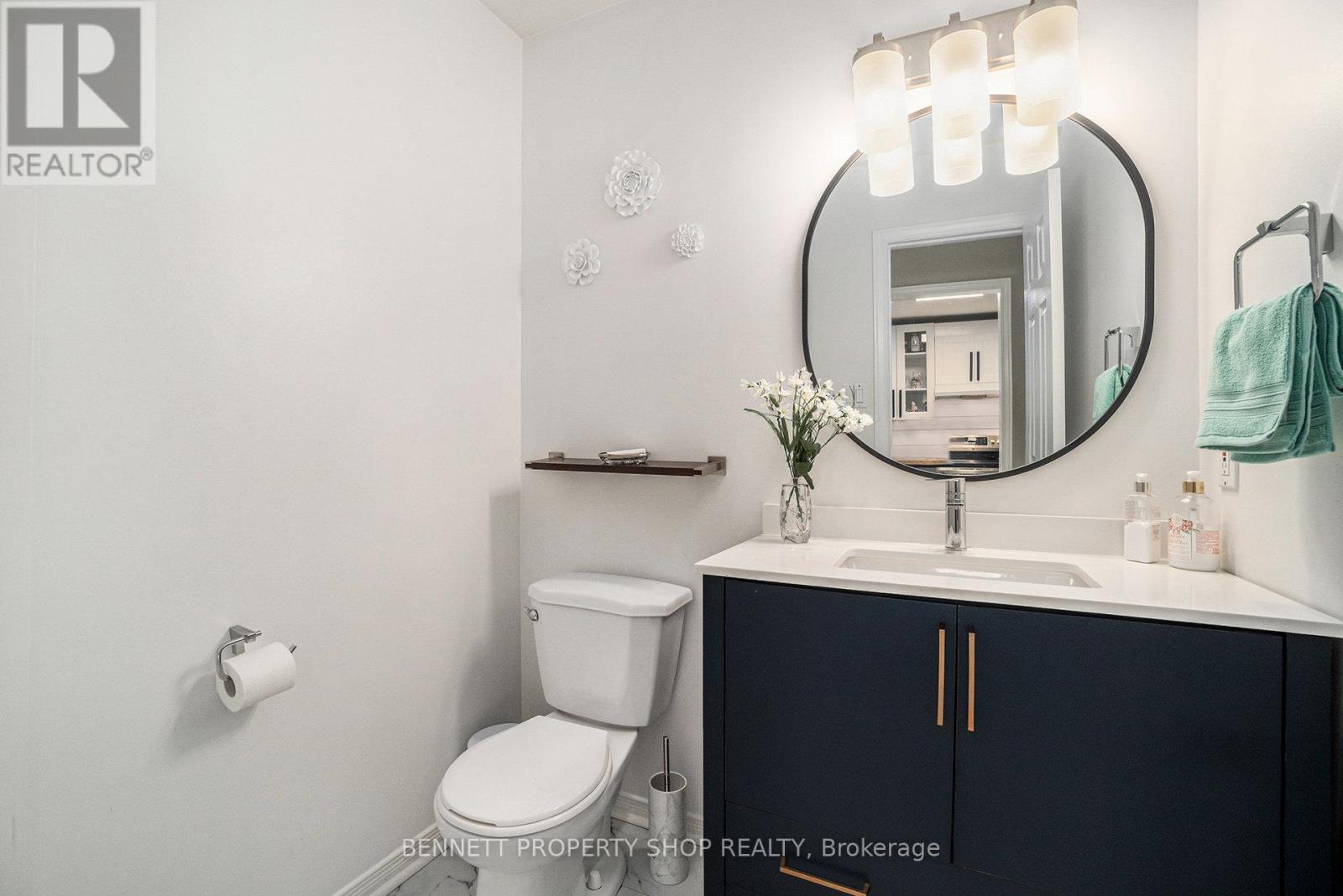 43 Roblyn Way, Ottawa, Ontario  K2G 5Z5 - Photo 11 - X12396656