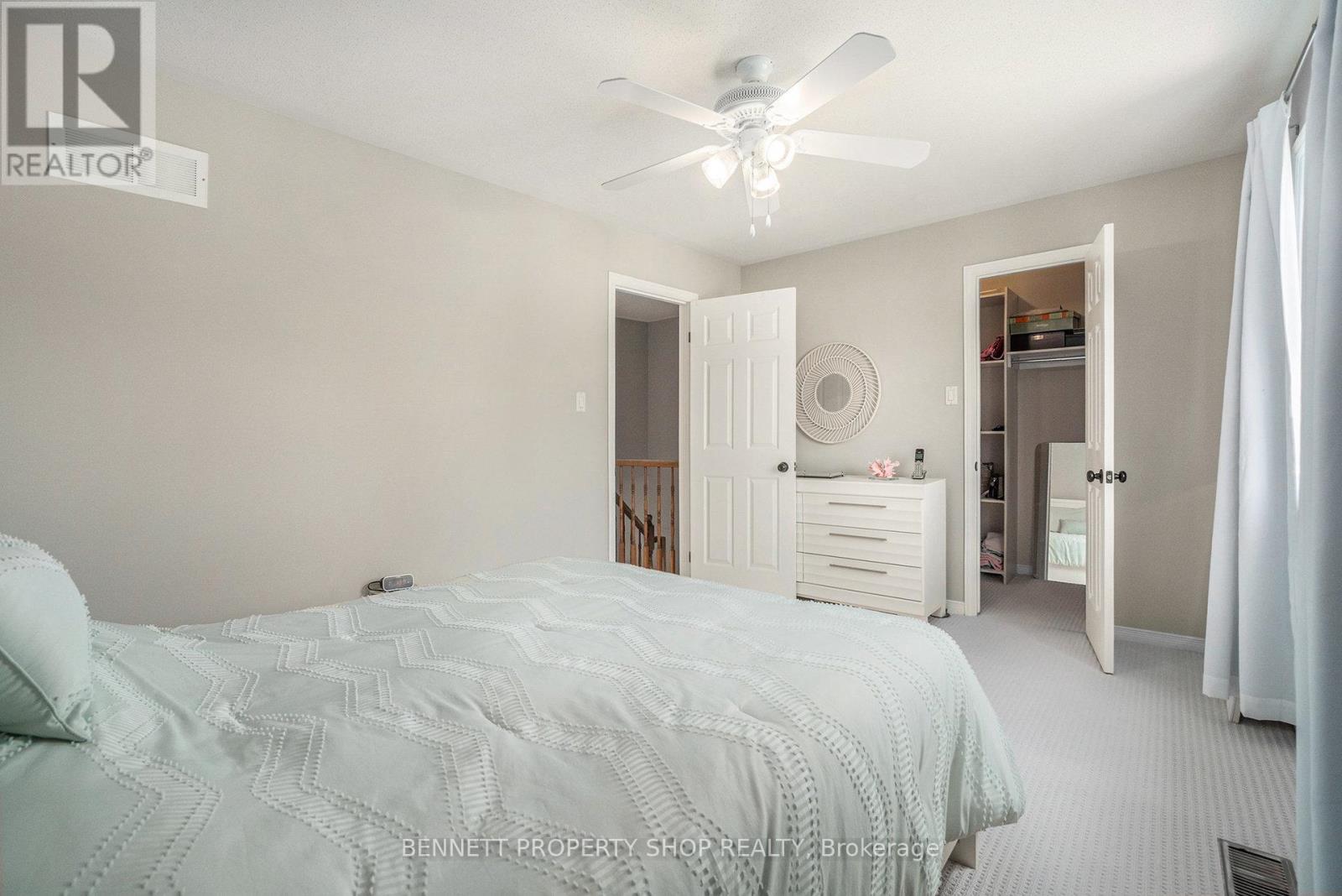 43 Roblyn Way, Ottawa, Ontario  K2G 5Z5 - Photo 17 - X12396656