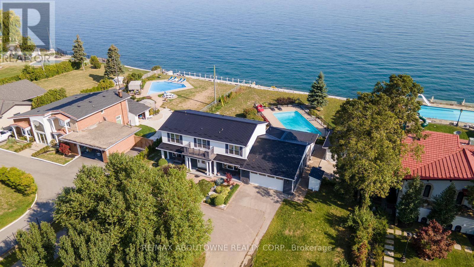 1073 North Service Road, Hamilton, Ontario  L8E 5E1 - Photo 42 - X12389605