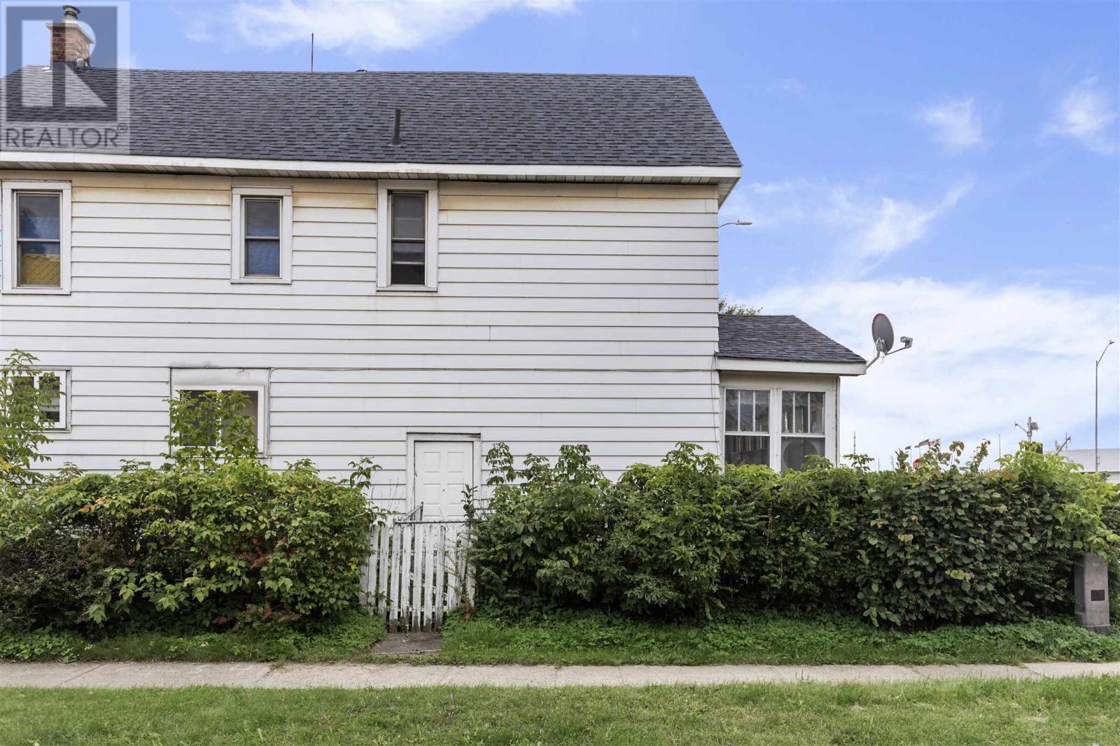 520 Albert St W, Sault Ste. Marie, Ontario  P6A 1V5 - Photo 3 - SM252554