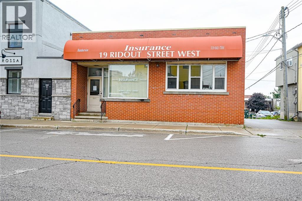 19 Ridout Street W, Tillsonburg, Ontario  N4G 2C8 - Photo 1 - 40768740