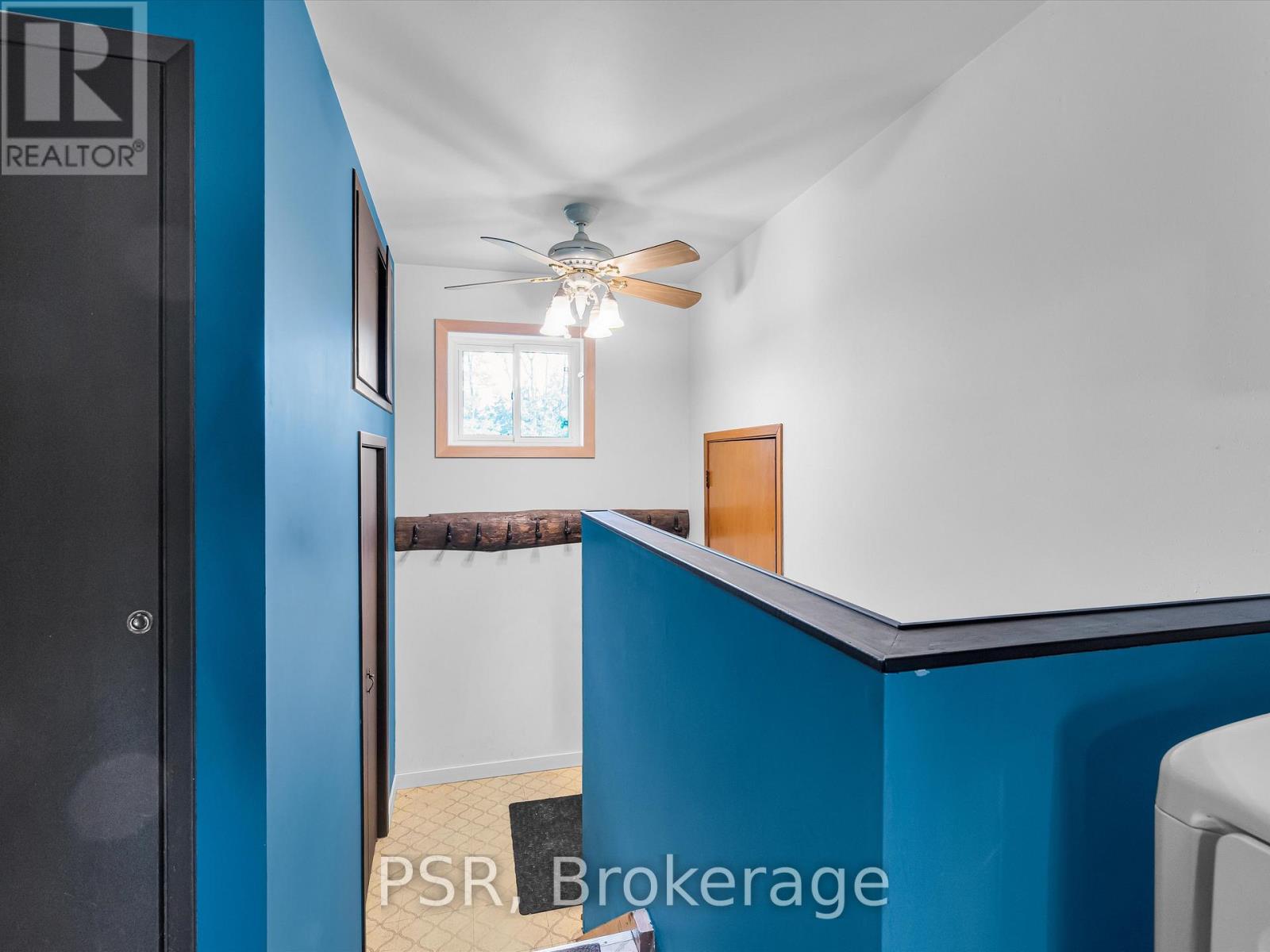 1016 Kahshe Lake Road S, Gravenhurst, Ontario  P0E 1G0 - Photo 34 - X12396465