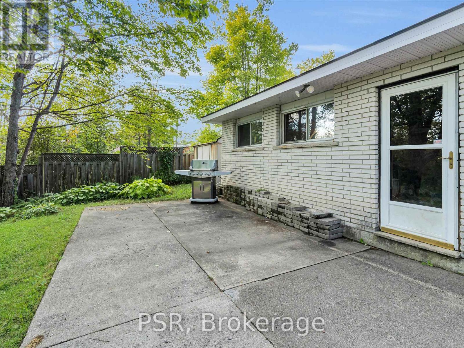 1016 Kahshe Lake Road S, Gravenhurst, Ontario  P0E 1G0 - Photo 40 - X12396465