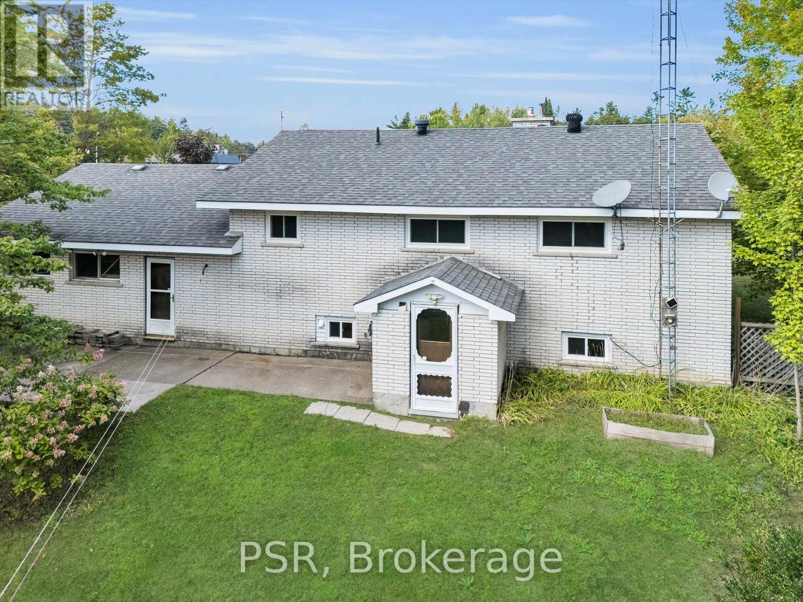 1016 Kahshe Lake Road S, Gravenhurst, Ontario  P0E 1G0 - Photo 41 - X12396465