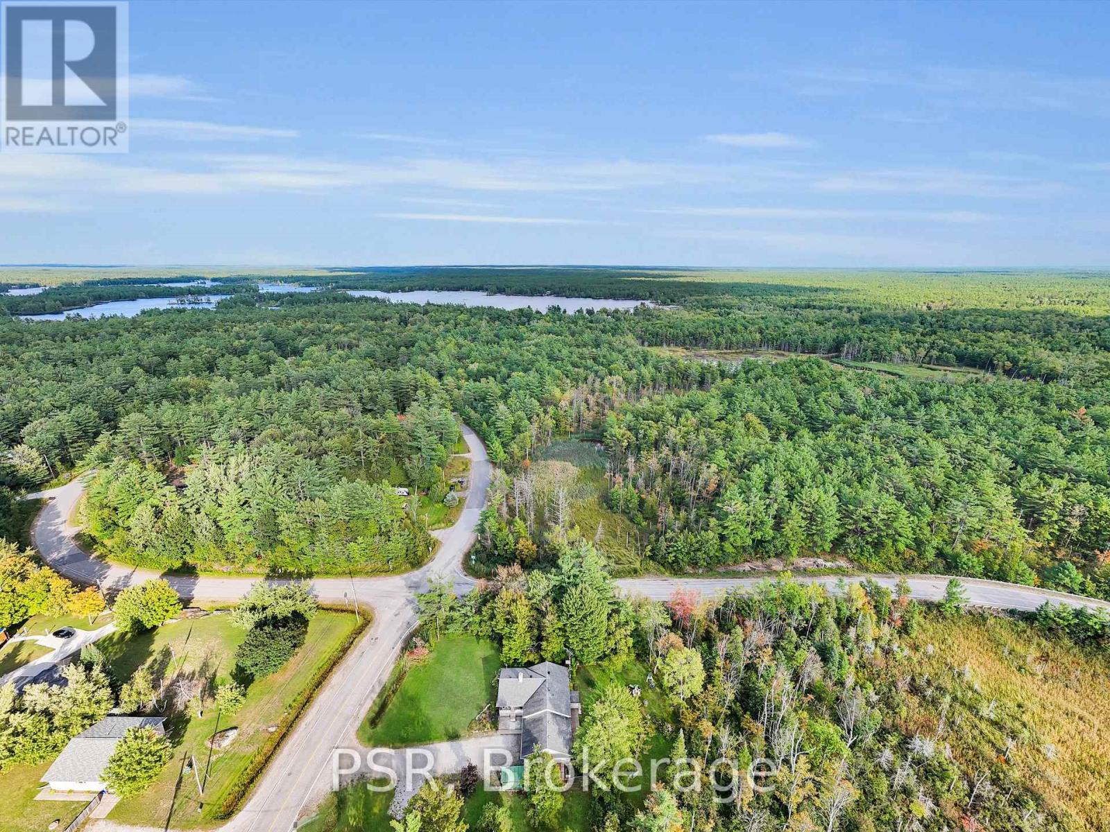 1016 Kahshe Lake Road S, Gravenhurst, Ontario  P0E 1G0 - Photo 6 - X12396465