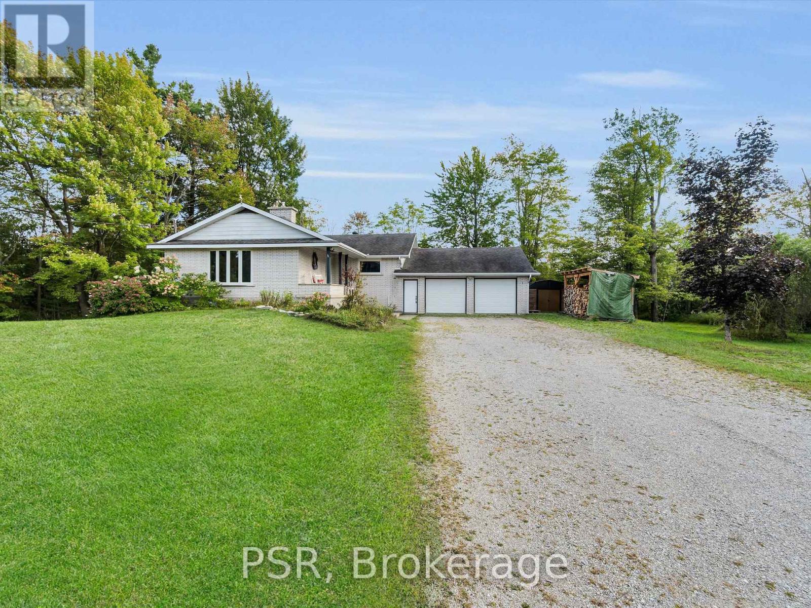 1016 Kahshe Lake Road S, Gravenhurst, Ontario  P0E 1G0 - Photo 9 - X12396465
