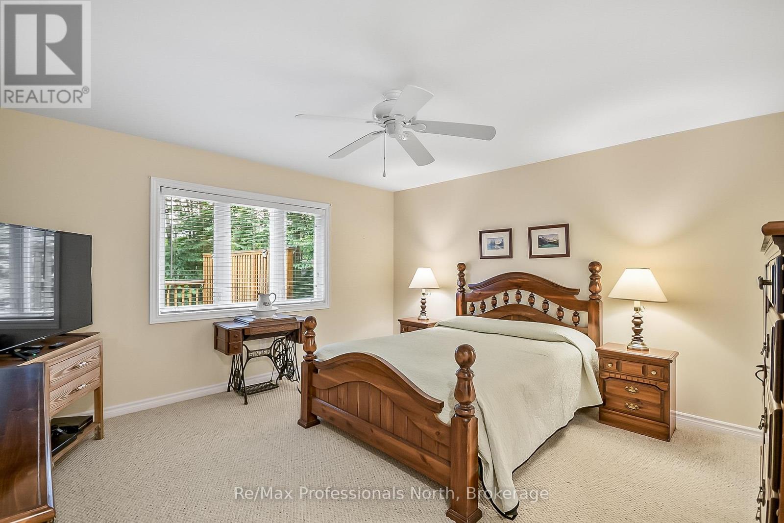 136 Hedgewood Lane, Gravenhurst, Ontario  P1P 1Z4 - Photo 16 - X12396497