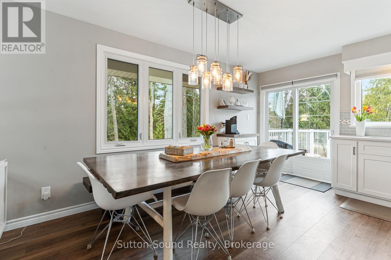 403 Simcoe Avenue, South Bruce Peninsula, Ontario  N0H 2G0 - Photo 6 - X12396640