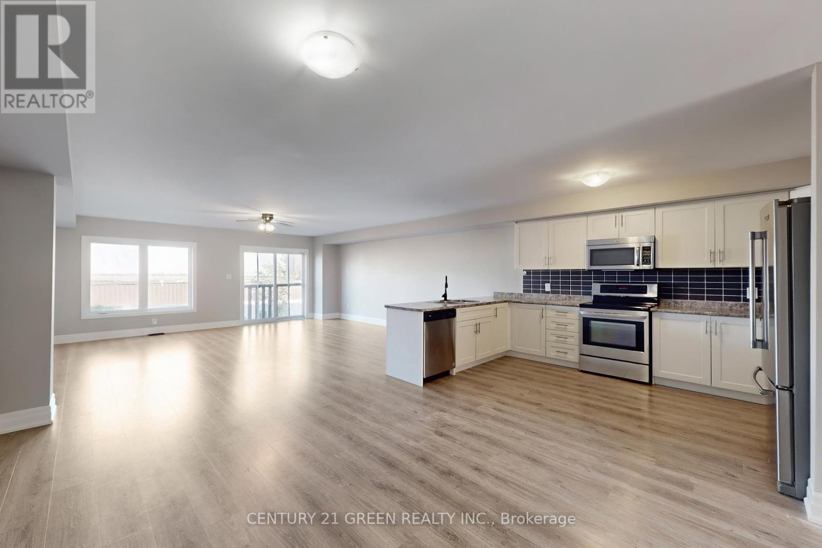 D - 1 Chisholm Street, Orangeville, Ontario  L9W 6Y6 - Photo 12 - W12396367