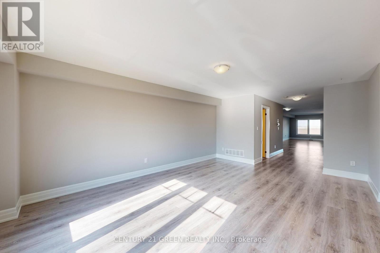 D - 1 Chisholm Street, Orangeville, Ontario  L9W 6Y6 - Photo 7 - W12396367