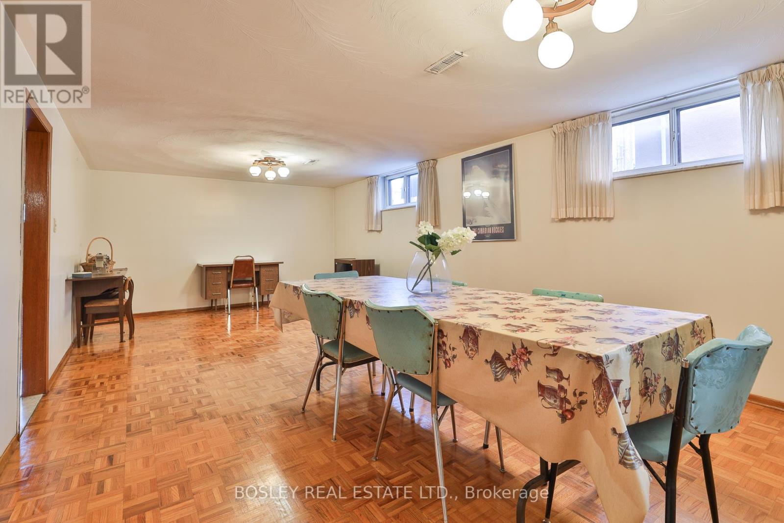 61 Bartel Drive, Toronto, Ontario  M3N 1C8 - Photo 30 - W12396381