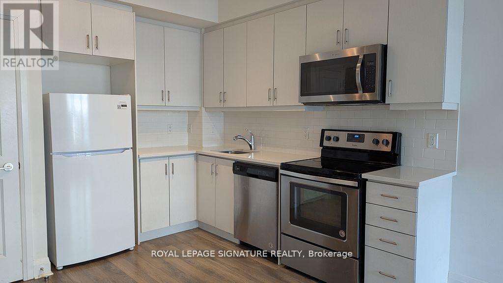 201 - 15 Zorra Street, Toronto, Ontario  M8Z 0C1 - Photo 11 - W12396388