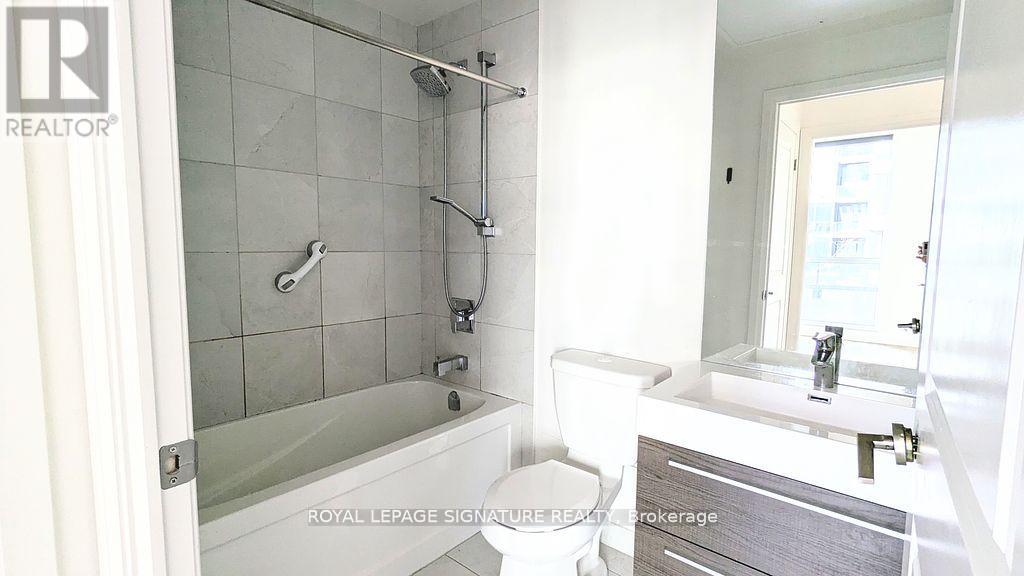 201 - 15 Zorra Street, Toronto, Ontario  M8Z 0C1 - Photo 9 - W12396388