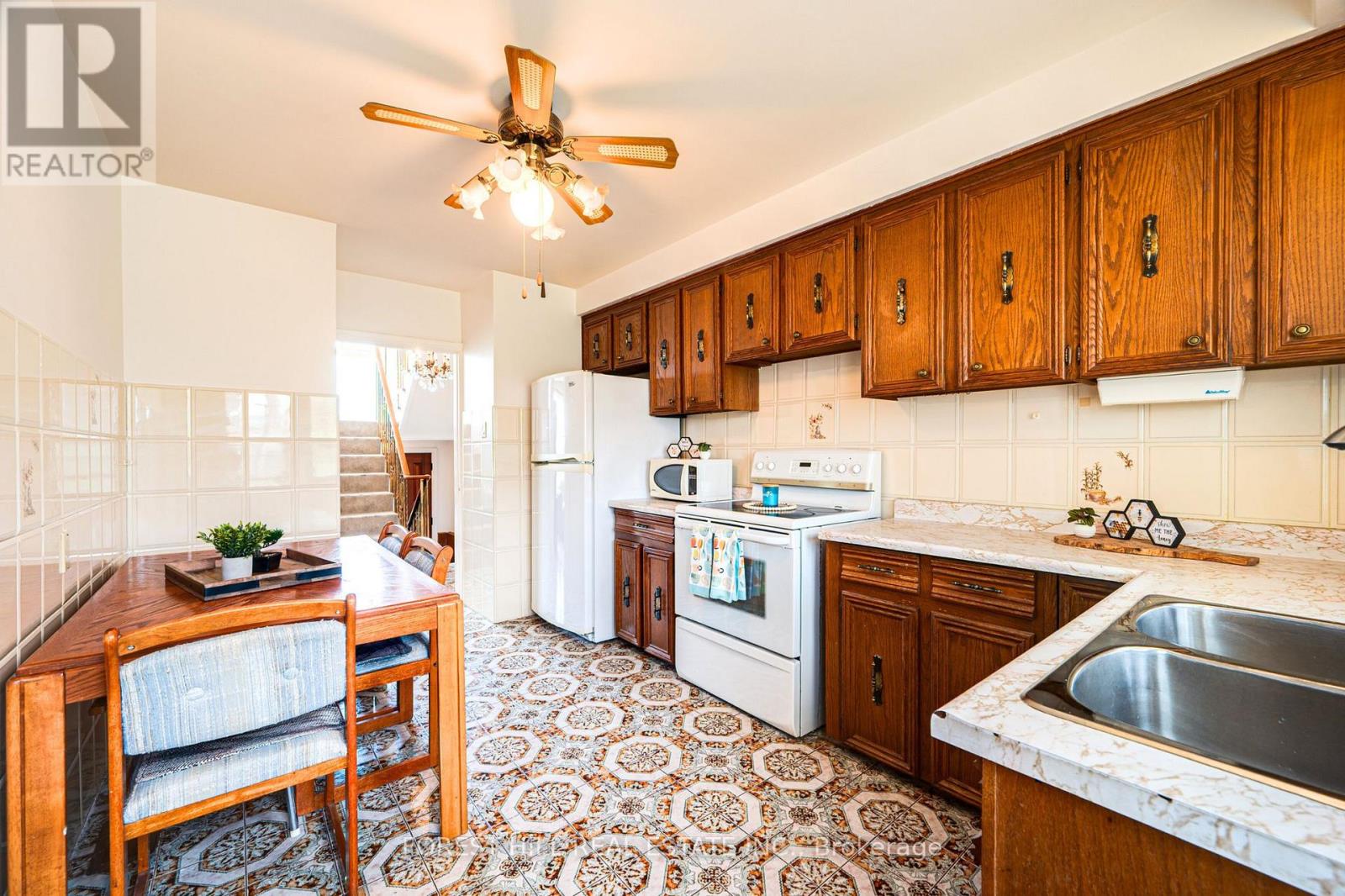 Property at 73 TALENT CRESCENT image 5