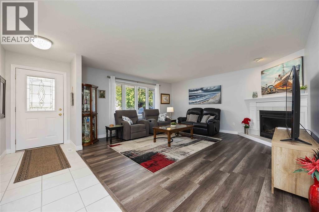 5700 Blackwell Sideroad Unit# 407, Sarnia, Ontario  N7X 1B7 - Photo 10 - 25022309