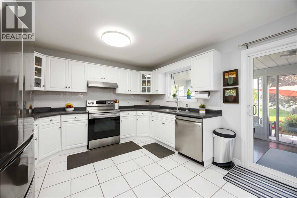 5700 Blackwell Sideroad Unit# 407, Sarnia, Ontario  N7X 1B7 - Photo 19 - 25022309