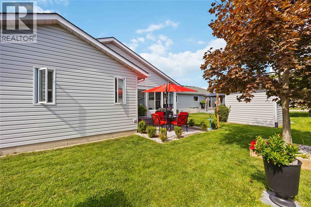 5700 Blackwell Sideroad Unit# 407, Sarnia, Ontario  N7X 1B7 - Photo 34 - 25022309