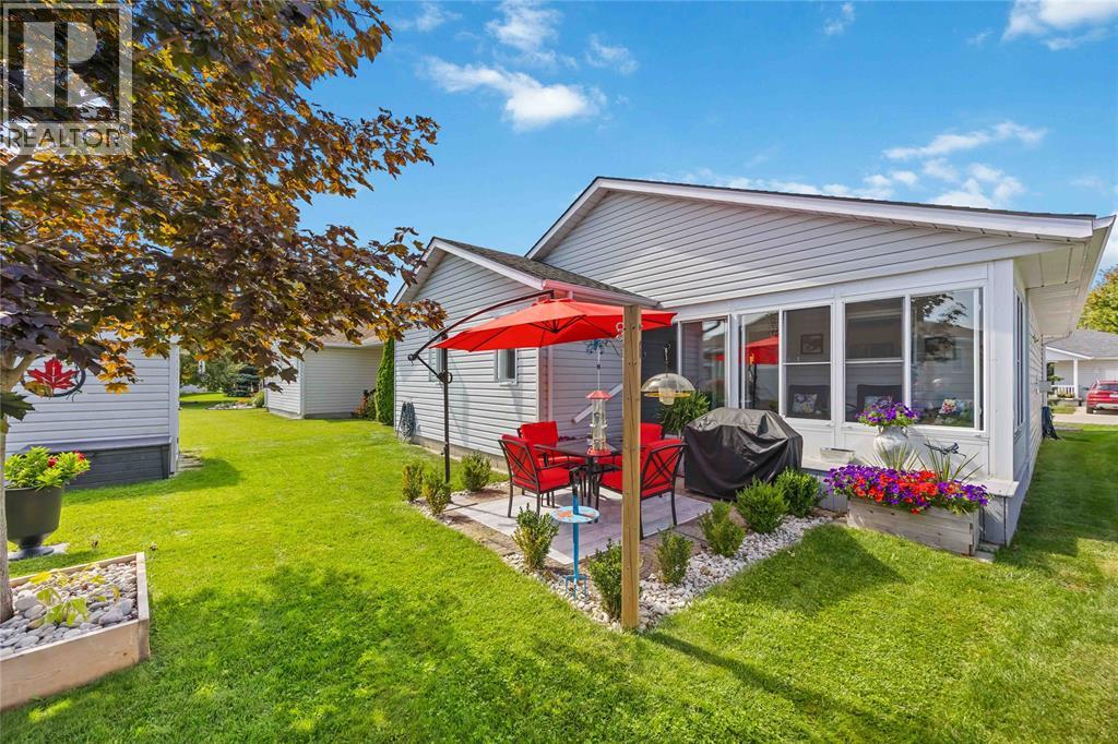 5700 Blackwell Sideroad Unit# 407, Sarnia, Ontario  N7X 1B7 - Photo 35 - 25022309