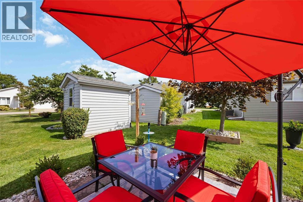 5700 Blackwell Sideroad Unit# 407, Sarnia, Ontario  N7X 1B7 - Photo 39 - 25022309