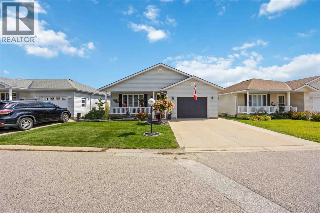 5700 Blackwell Sideroad Unit# 407, Sarnia, Ontario  N7X 1B7 - Photo 4 - 25022309