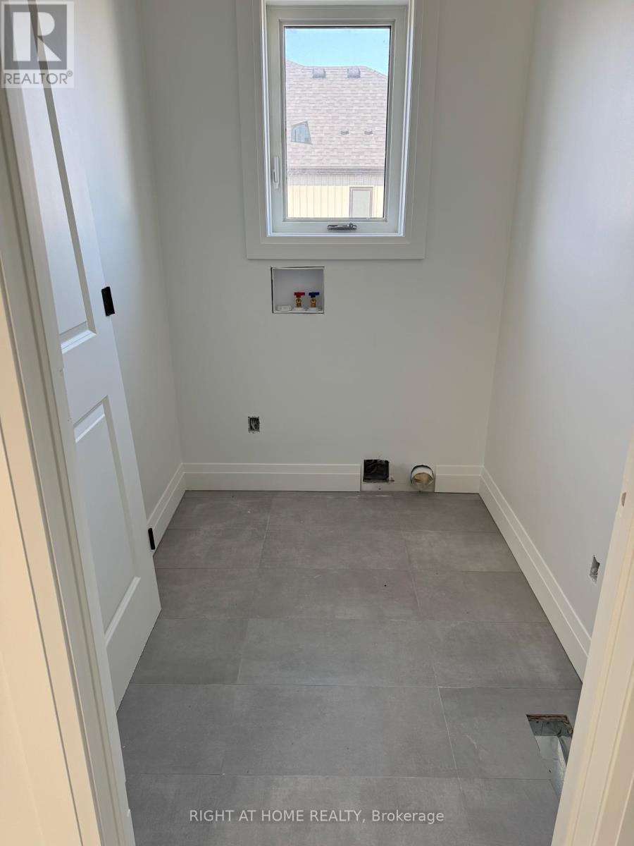 8872 Angie Drive, Niagara Falls, Ontario  L2H 0H9 - Photo 11 - X12396394