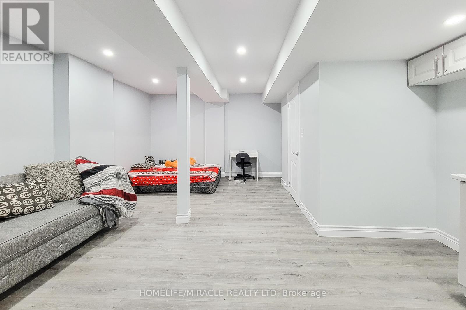 11 Seanesy Drive, Thorold, Ontario  L3B 0G1 - Photo 34 - X12396420