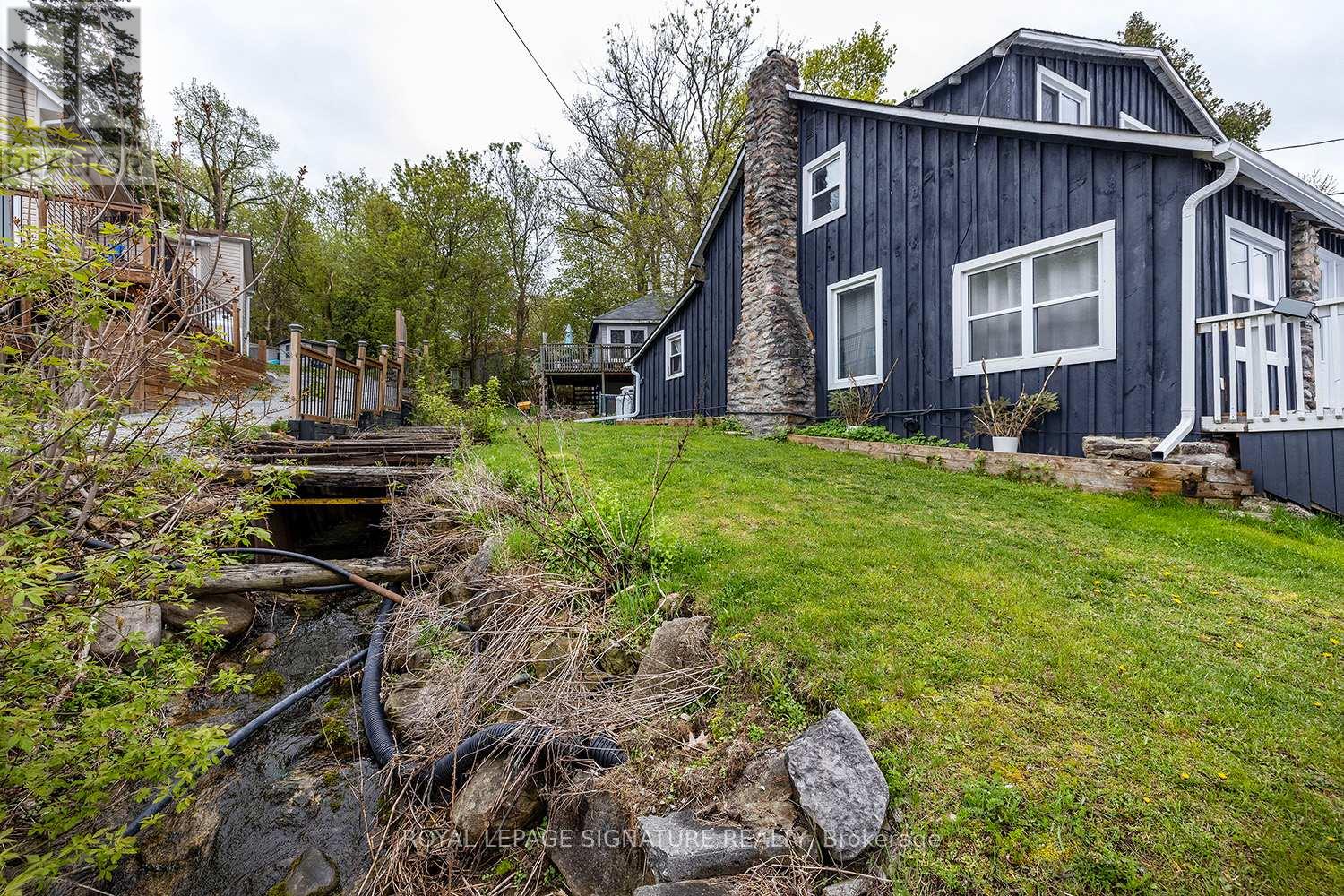 111 Hazel Street, Kawartha Lakes, Ontario  K0M 1L0 - Photo 30 - X12396436